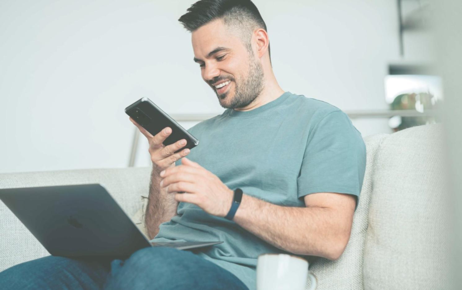 Espace de formation moderne avec équipement professionnel